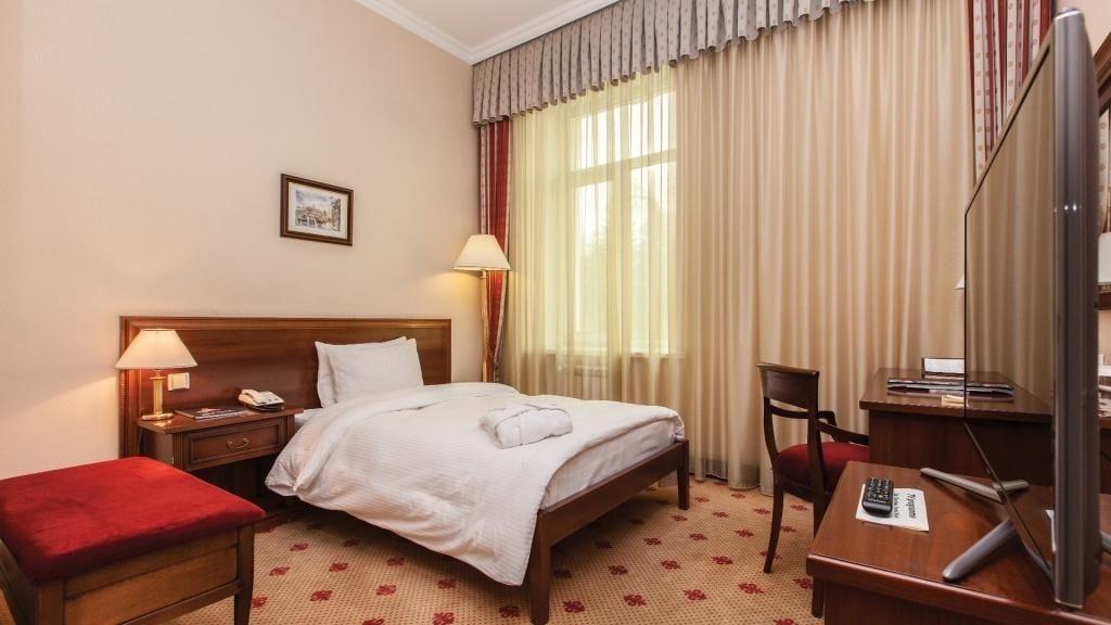 Grand Tien Shan Hotel Αλμάτι Εξωτερικό φωτογραφία