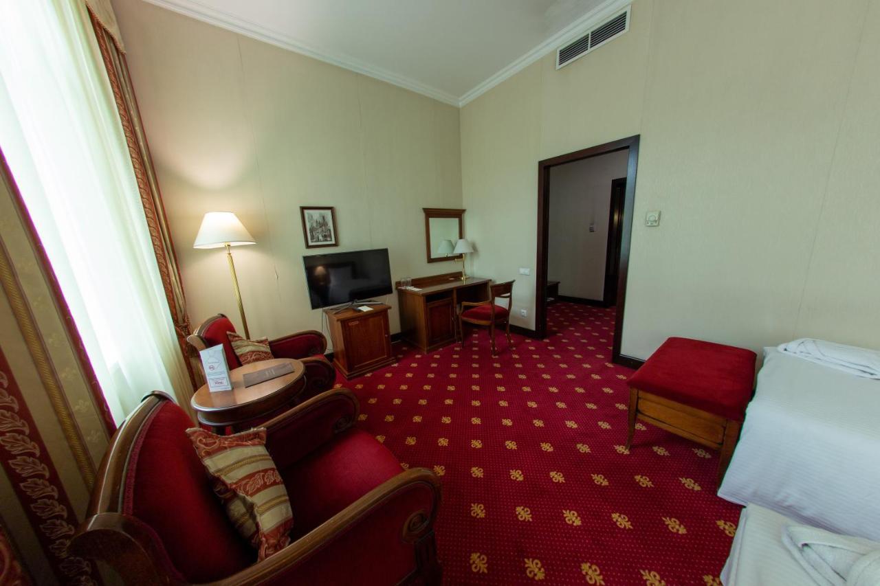 Grand Tien Shan Hotel Αλμάτι Εξωτερικό φωτογραφία