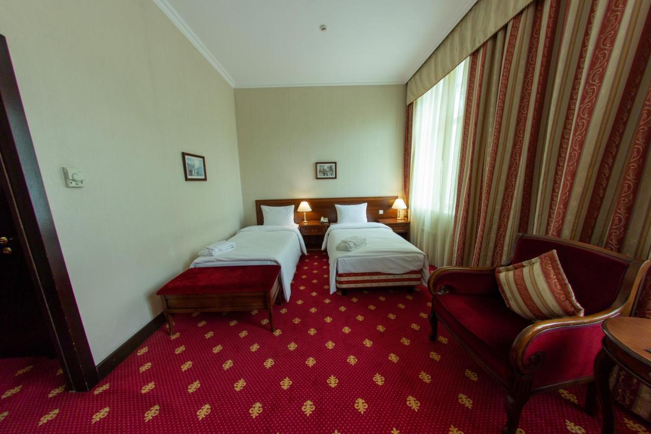 Grand Tien Shan Hotel Αλμάτι Εξωτερικό φωτογραφία
