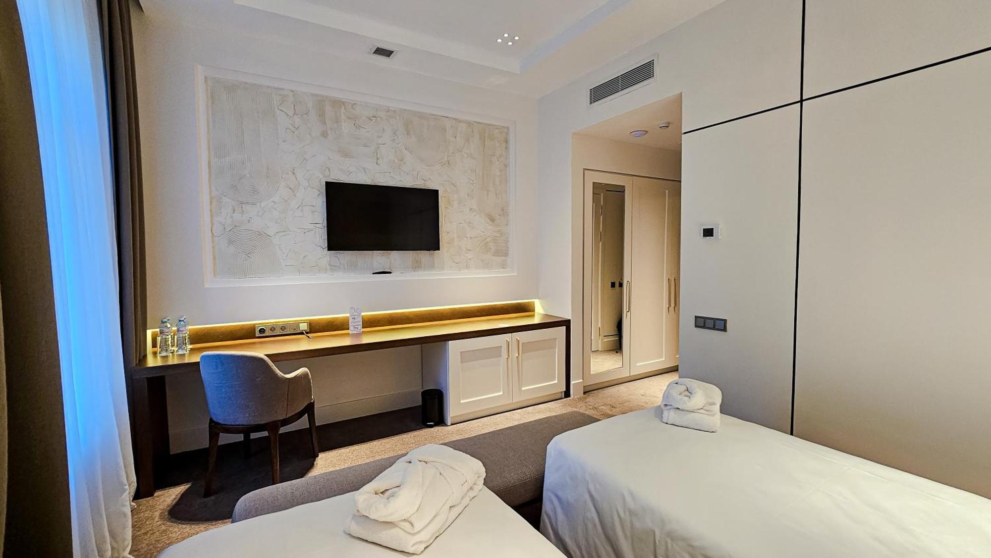 Grand Tien Shan Hotel Αλμάτι Εξωτερικό φωτογραφία